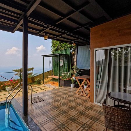 Mount Stratus Resort Vayalada Balussery Exterior foto